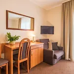 Bed & Breakfast Astra Dziwnowek