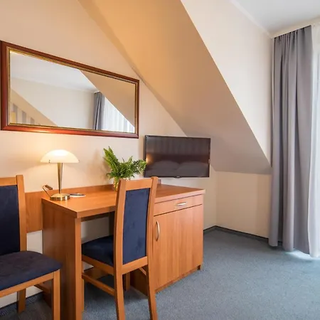 Astra Bed and Breakfast 3*