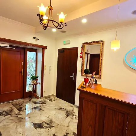 Astra Bed and Breakfast 3*